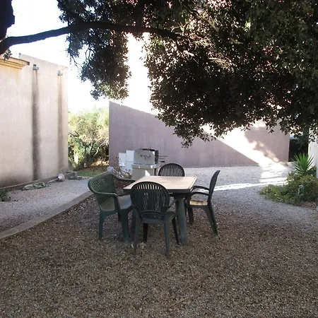 Anna Apartment *