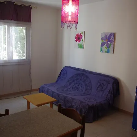Apartment Anna Centuri