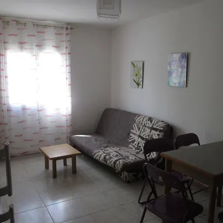 Anna Apartment *